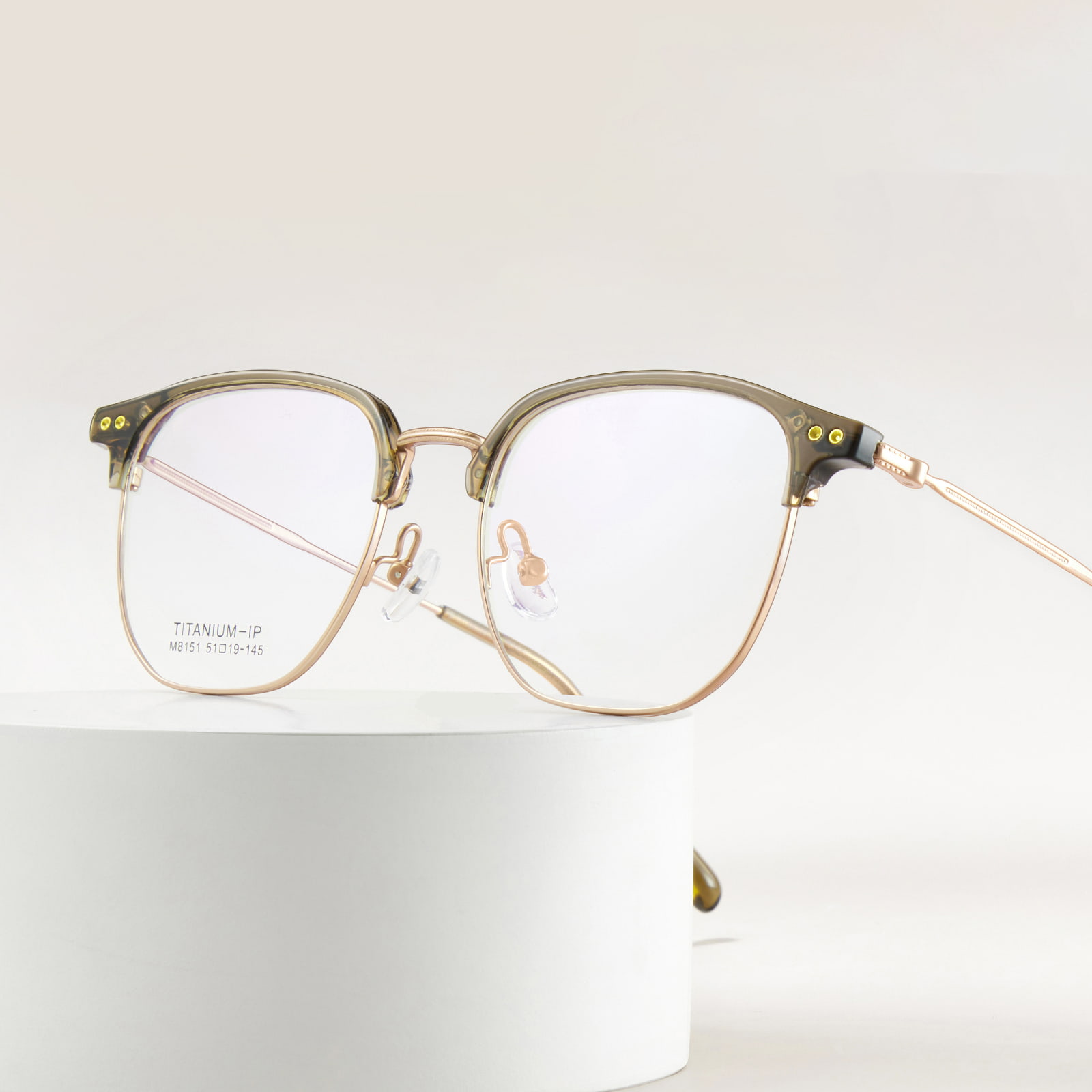 M8151 Square Circle Magaang β Titanium Salamin