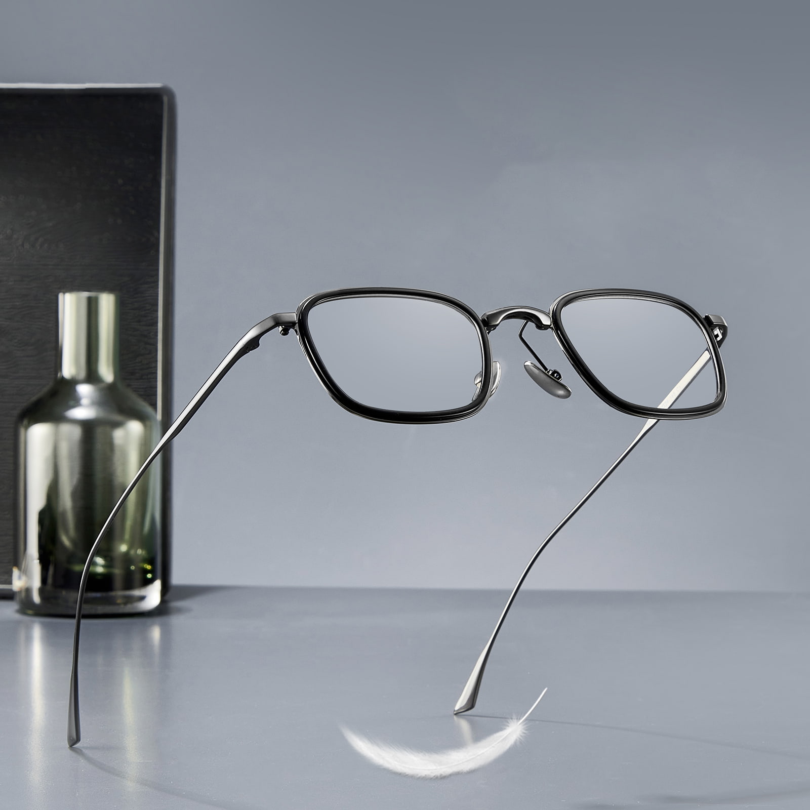 19052 Japanese Style Pressure-Free Natatanging Pure Titanium na Salamin