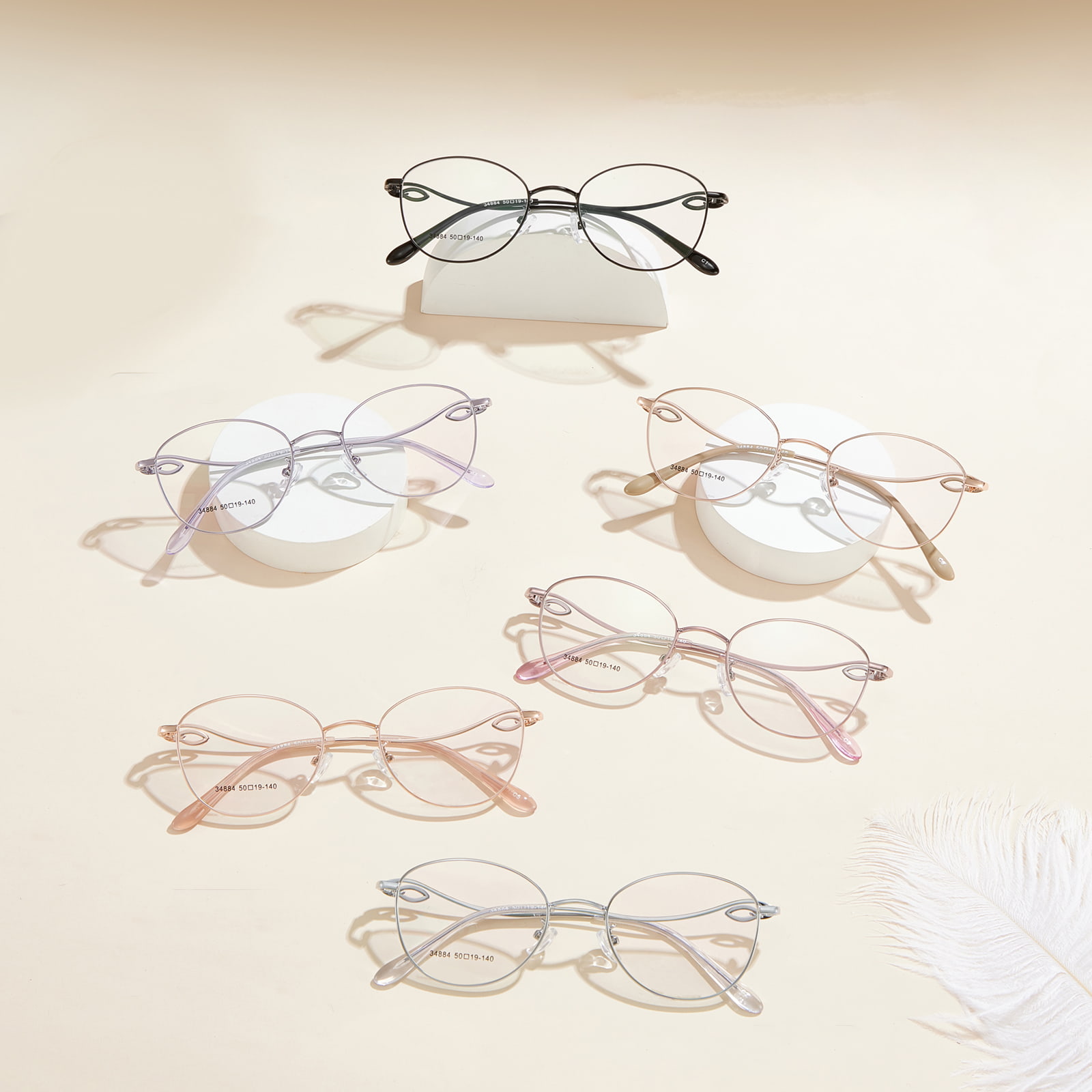 34884 Malumanay na Doble-Sided Carved Alloy Glasses